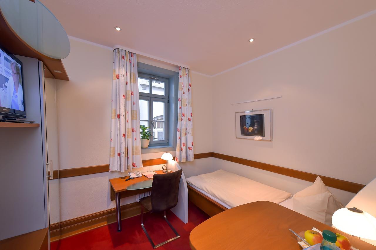 Gasthaus Zur Noll Hotel Jena Luaran gambar